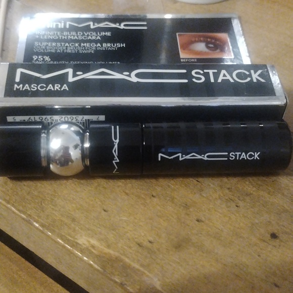 3/$20 NWT in box MAC Cosmetics Infinite Build Volume + Length mascara - Picture 3 of 6